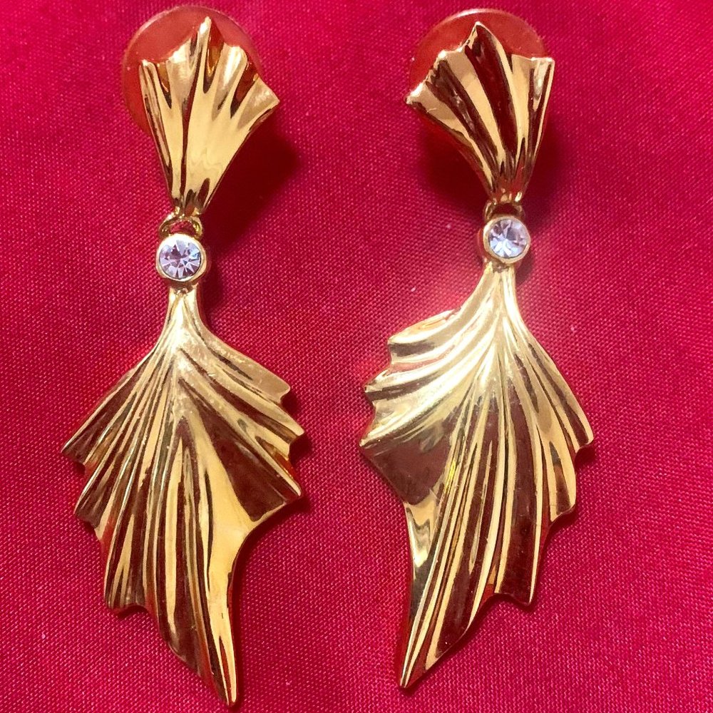 Gold Tone Leaf Accessory Earrings